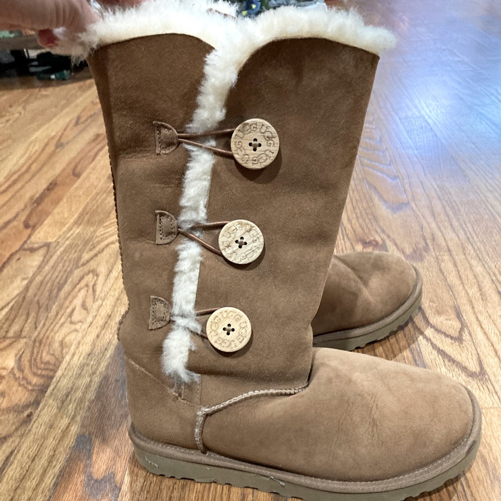 Tall Ugg’s worn twice indoors.